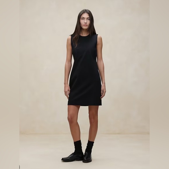 Banana Republic Black Mini Shift Dress - Picture 1 of 7